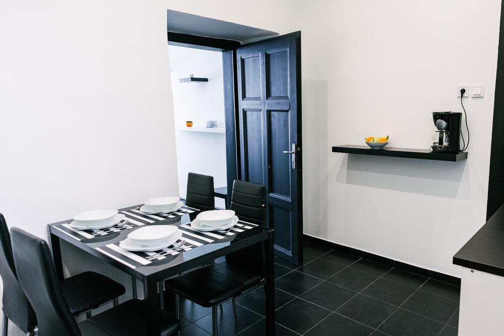 D.Five Stylish Apartment On Vaci Street Budapest Exterior photo